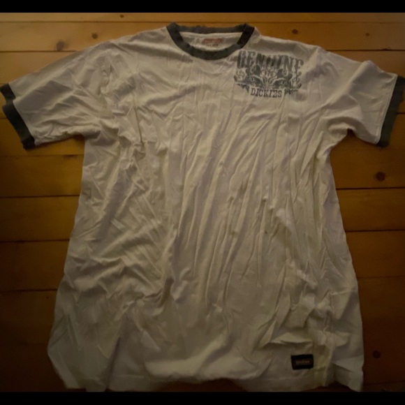 Levi’s T-shirt - Picture 1 of 2